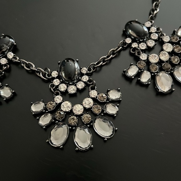 Torrid sparkly statement necklace - Picture 2 of 3